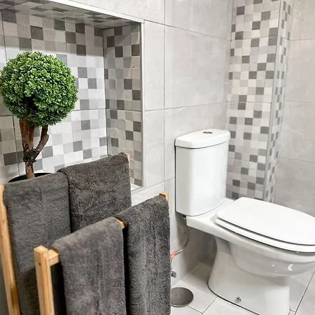 Mezzanine 2 Bedroom In Chueca Madrid Exterior photo